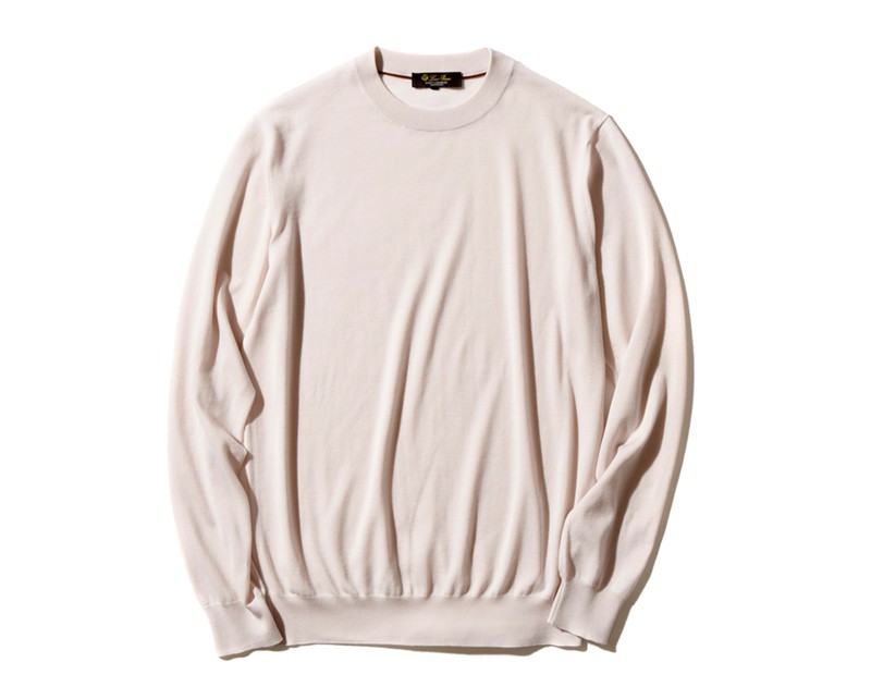 ニット18万7000円/ロロ・ピアーナ(ロロ・ピアーナ銀座並木通り本店)