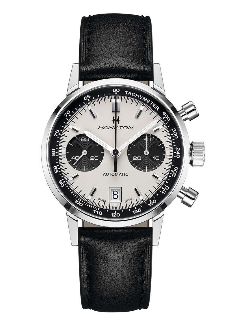 「イントラマティック オートクロノ」自動巻き、SSケース(40㎜)、レザーストラップ、100m防水。26万円/ハミルトン(スウォッチグループ ジャパン/ハミルトン)
