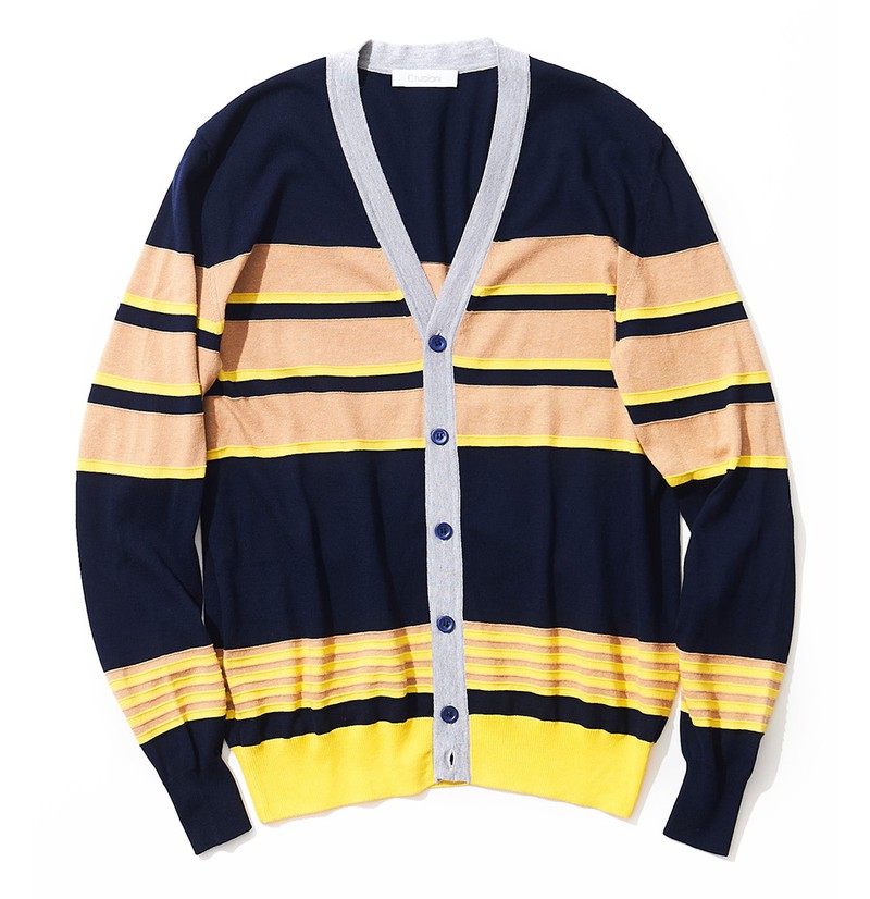 カーディガン5万3000円/クルチアーニ(ストラスブルゴ)