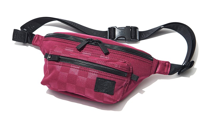 ウエストバッグ 1万4000円/ポーター(吉田)