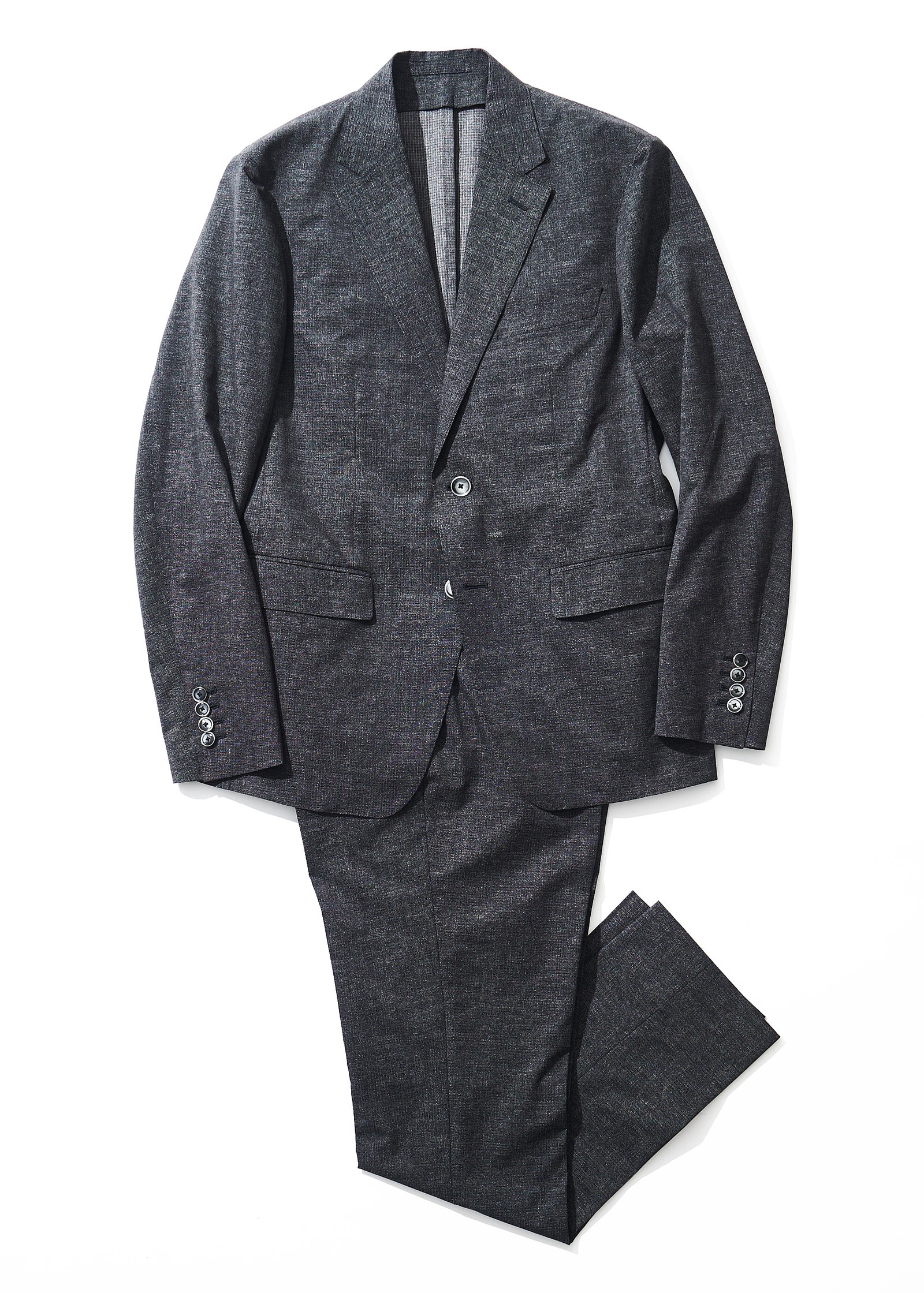 ▲ ジャケット3万7000円、パンツ1万8000円/ともにエストネーション