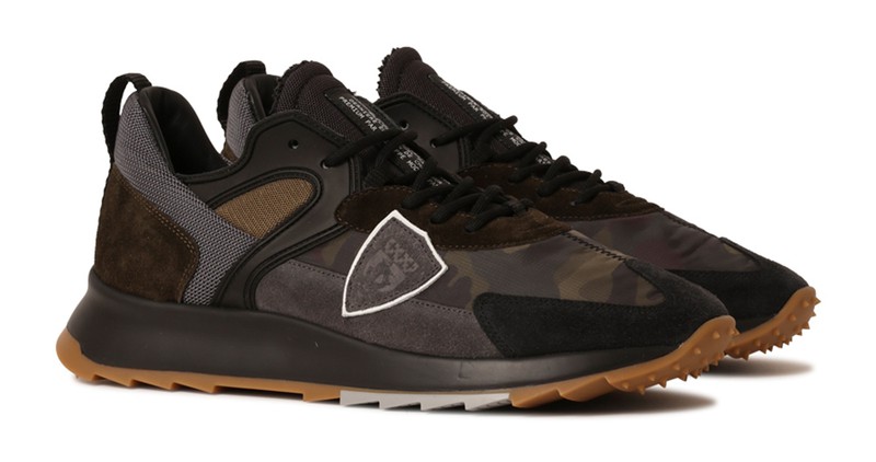 「ROYALE CAMOUFLAGE」6万3000円／フィリップモデル（トヨダトレーディング）