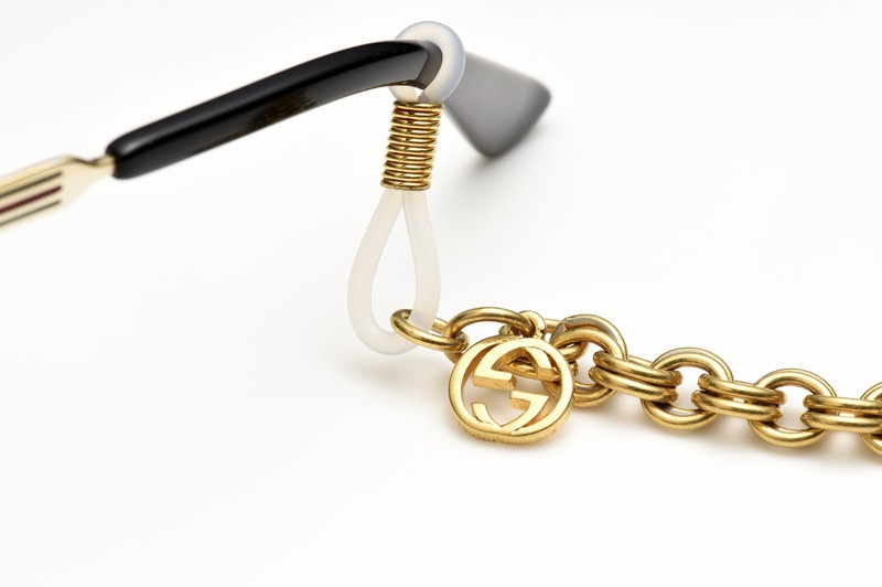 GUCCI グラスコード(チェーン) 付けるだけで知的さアップ！ 大人のメガネに必須の小物といえば