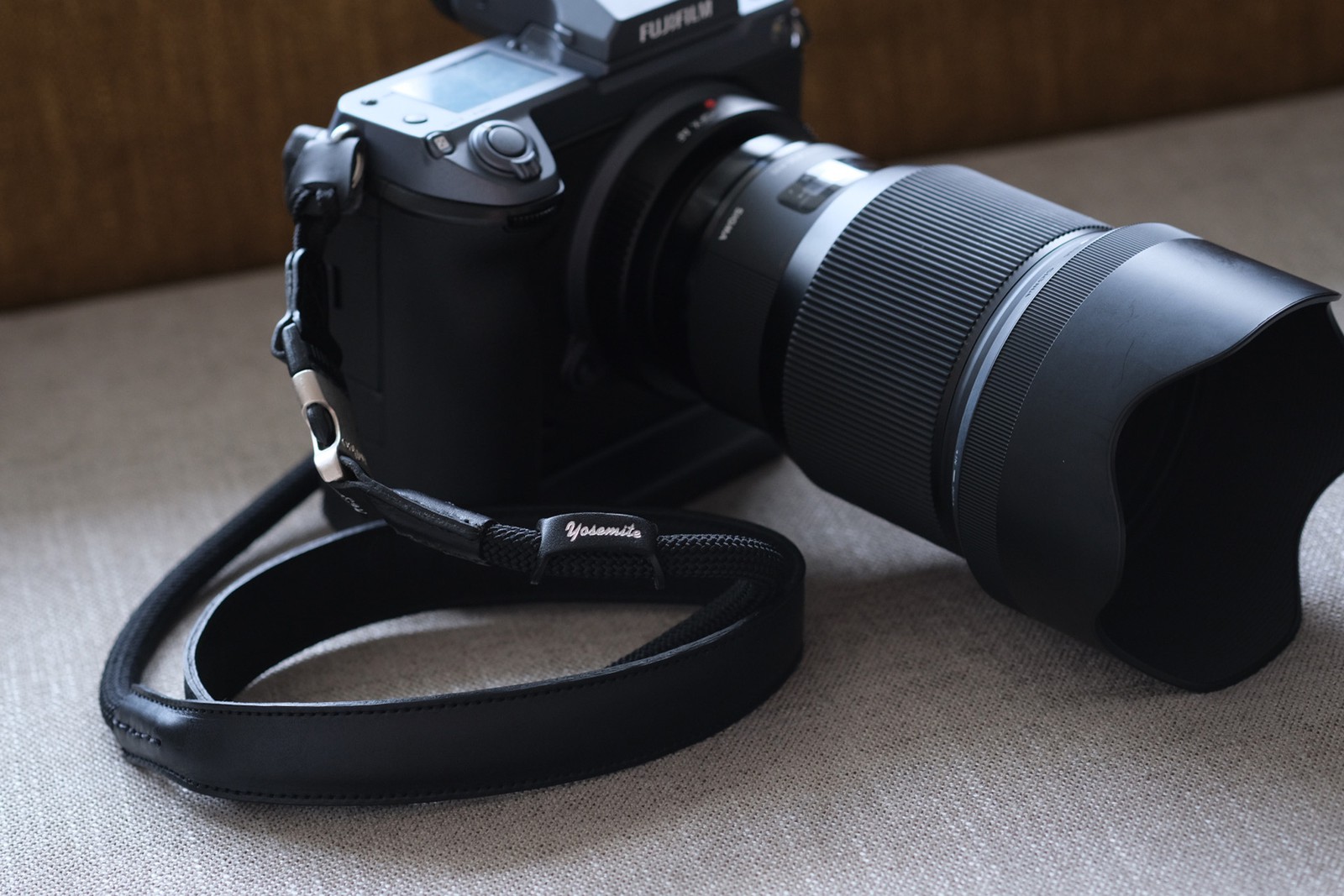 YOSEMITE CAMERA STRAP PRO PLUS  MADBLACK