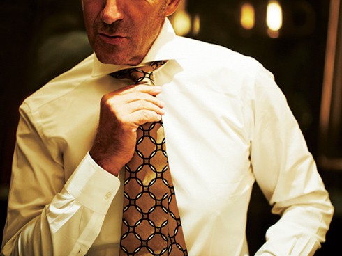 タイ1万5000円/ポール・スチュアート (SANYO SHOKAI)