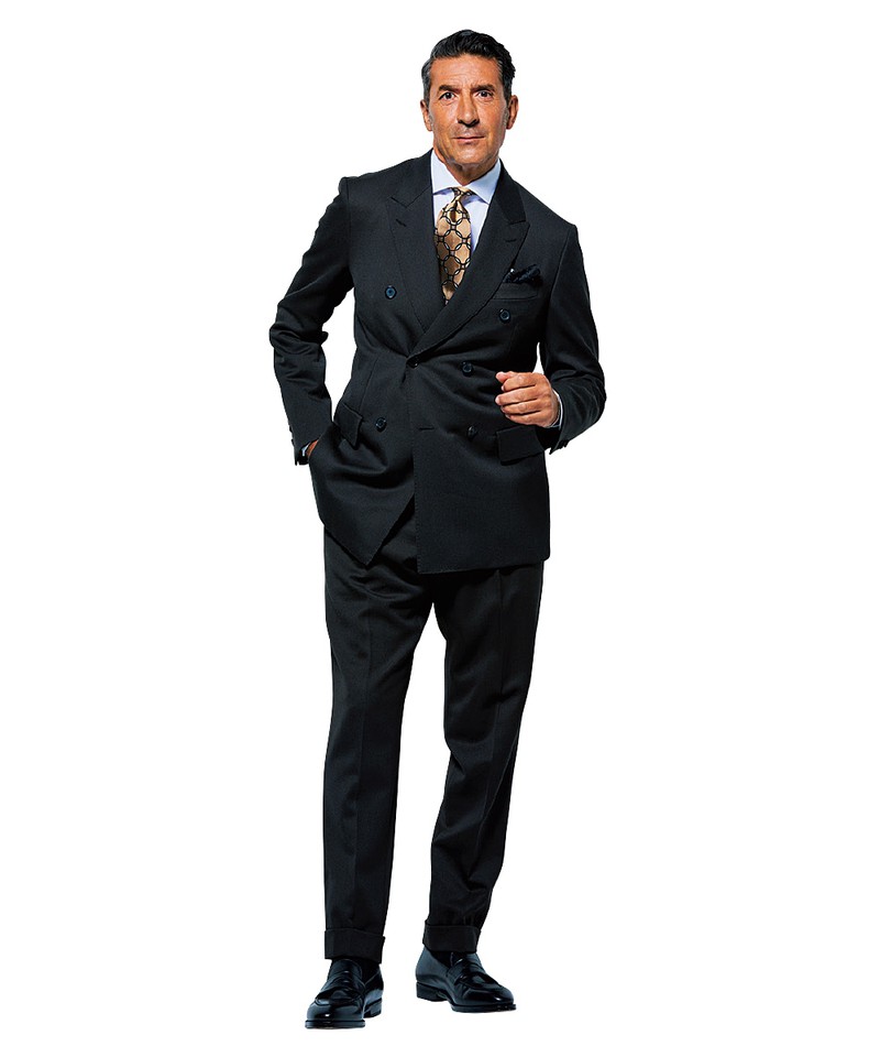 スーツ18万円/カルーゾ(トゥモローランド)