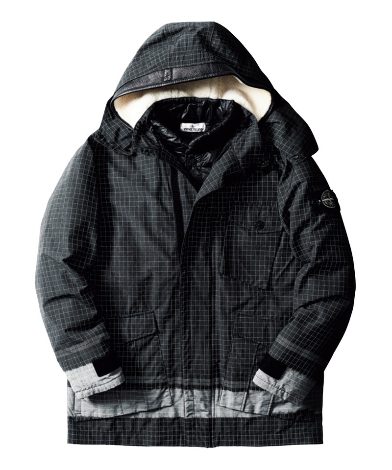 ジャケット33万円/ストーンアイランド