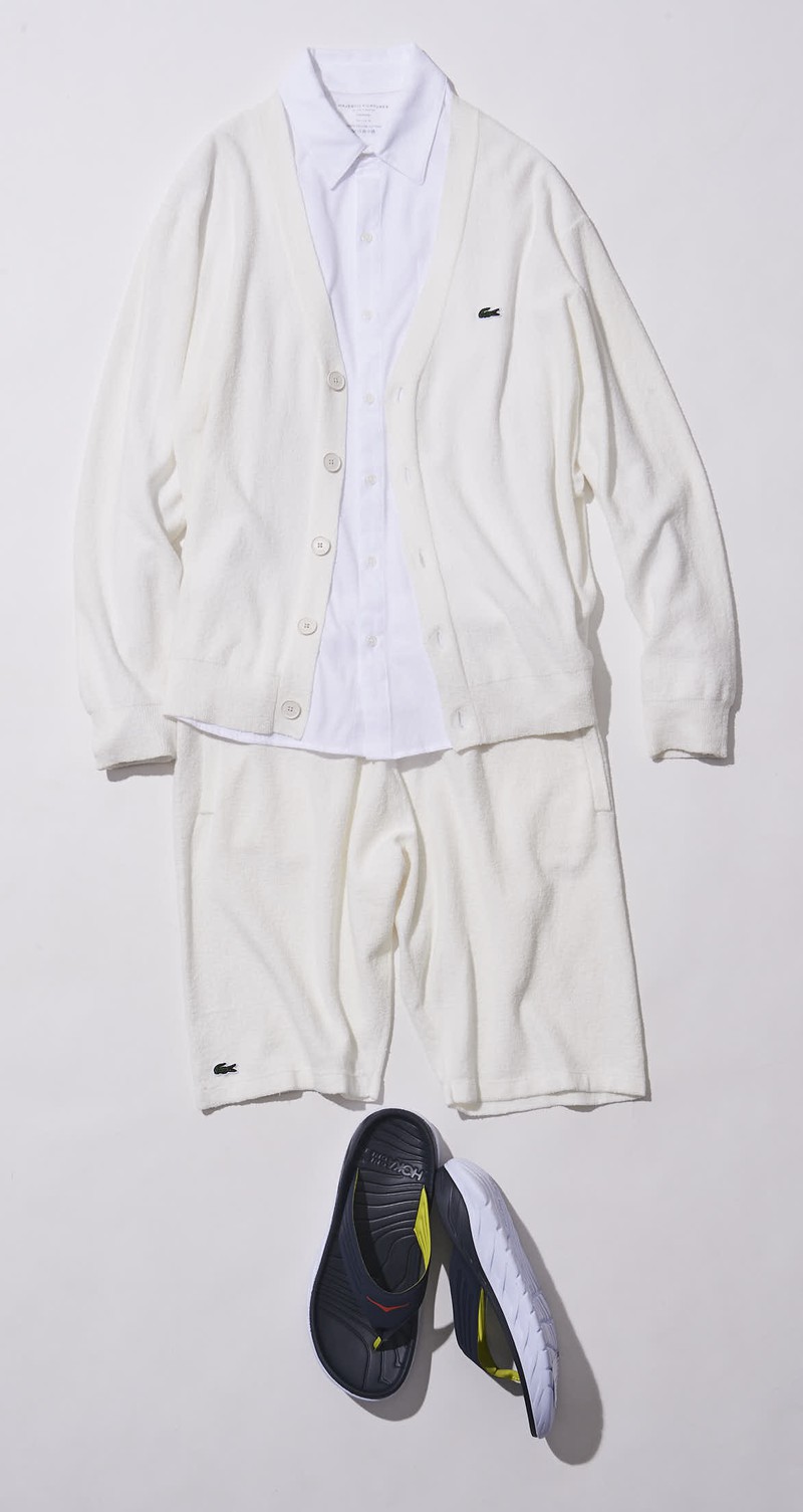 サンダル8000円/ホカ オネオネ(デッカーズジャパン)、カーディガン1万7000円、ショーツ1万4000円/ともにラコステ(ラコステお客様センター)、シャツ1万7000円/マジェスティック フィラチュール(インターブリッジ)