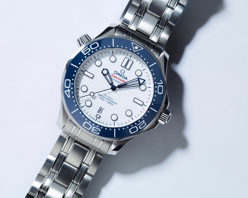 ▲ 「シーマスター ダイバー 300M 東京 2020 オリンピック スペシャル エディション」自動巻き、SSケース（42mm）×ブレスレット。30気圧防水。66万円／オメガ（オメガお客様センター）