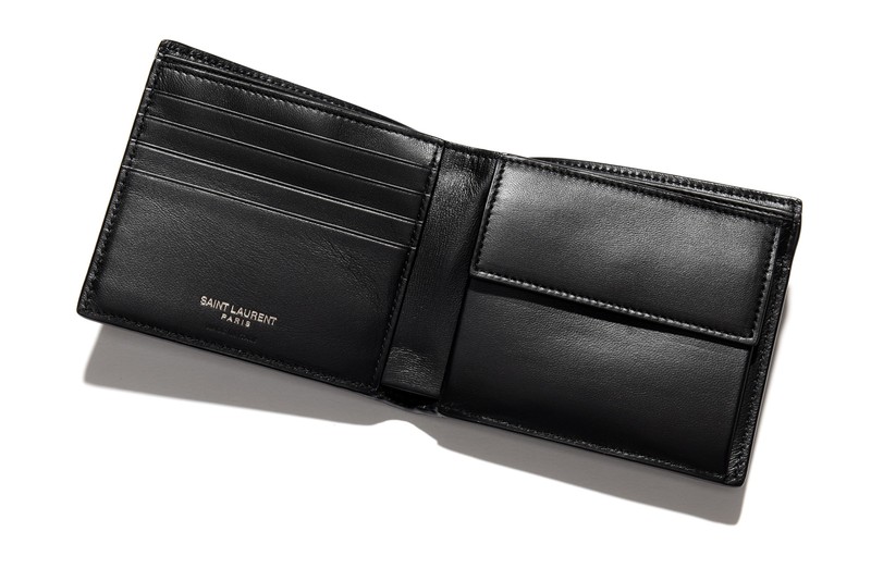 ▲ ［W11×H9.5×D2.5cm］9万7900円／サンローラン バイ アンソニー・ヴァカレロ（サンローラン クライアントサービス）