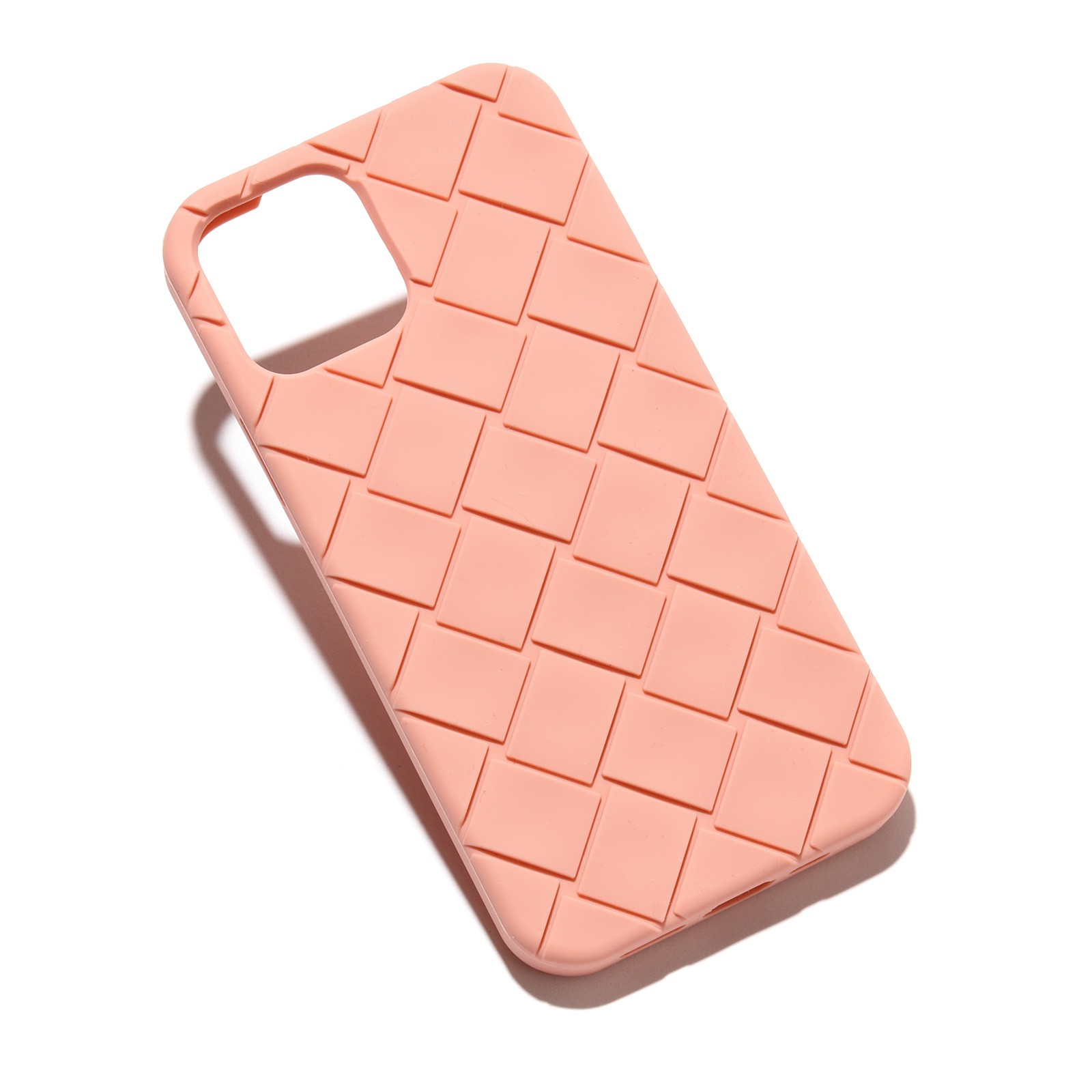 スマホケース▲ 1万3000円/ボッテガ・ヴェネタ(ボッテガ・ヴェネタ ジャパン)