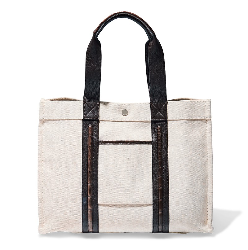 バッグ［W41×H31×D17㎝］13万2000円／ナサミカ（西川商店）