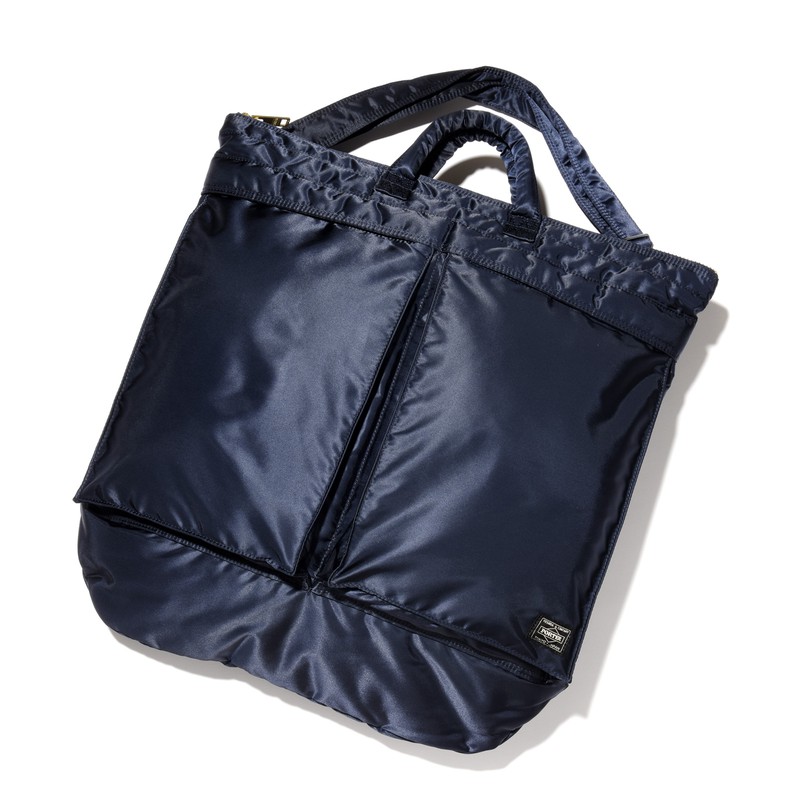 ヘルメットバッグ▲ ［W48×H52cm］2万9150円／ポーター／タンカー（ポーター 表参道）