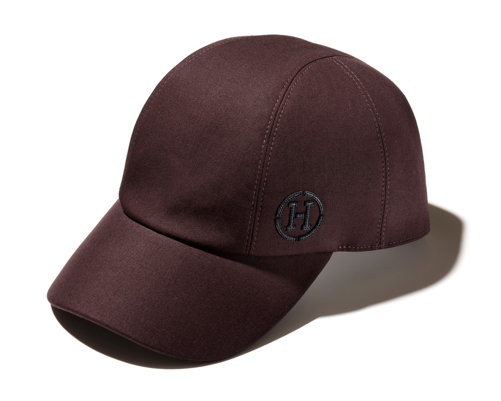 キャップ▲ 6万6000円/エルメス(エルメス ジャポン)