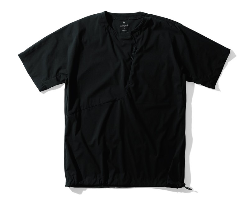 Tシャツ1万7600円/スノーピーク