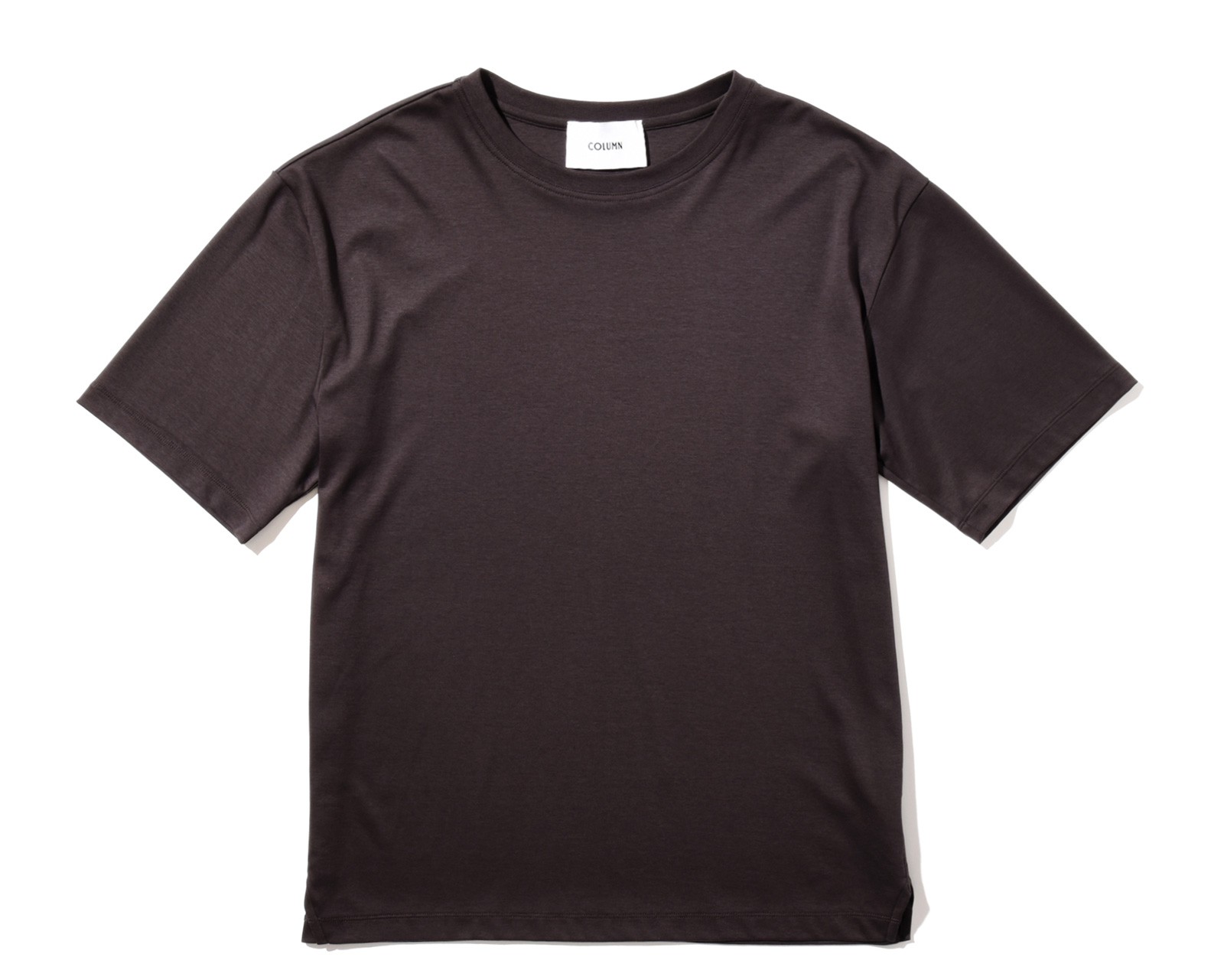 Tシャツ▲ 1万6500円/コラム(エストネーション)