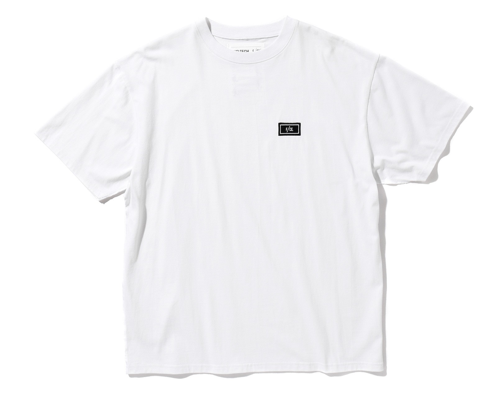 Tシャツ9900円／エフシーイー®︎（エフシーイーフラッグシップストア）