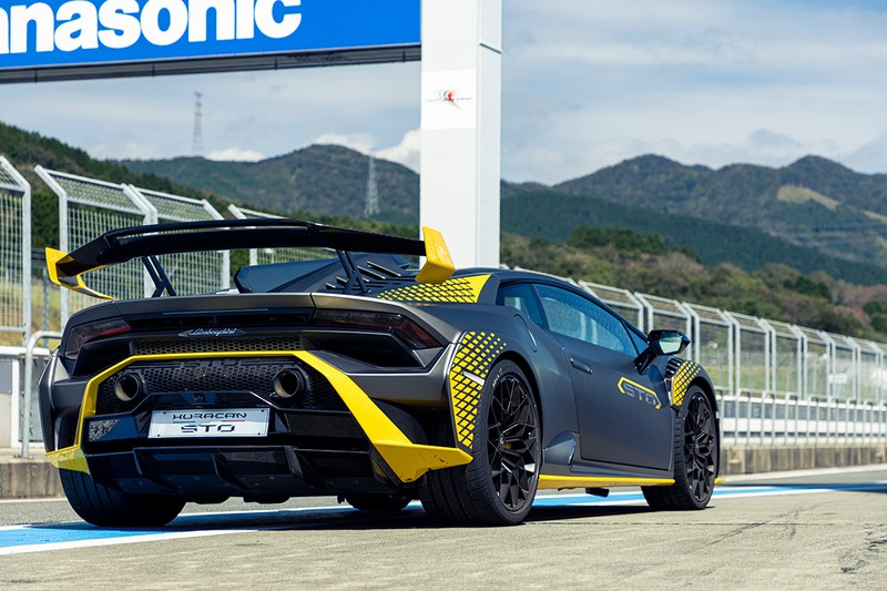 うらやん 鈴木亜久里氏が『ランボルギーニウラカン STO』を280㎞/h走行