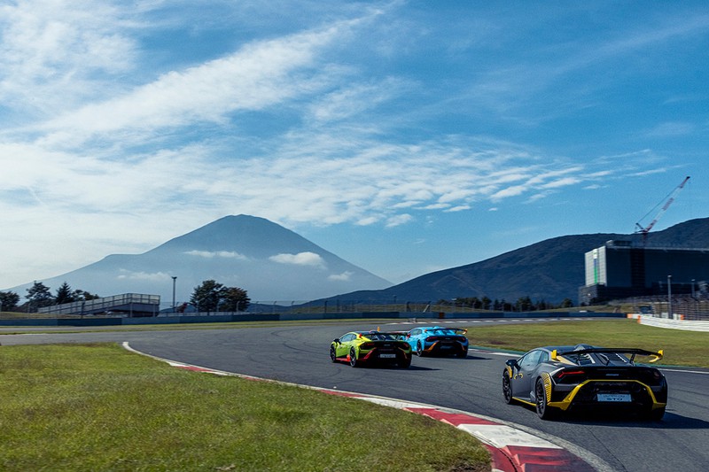 ランボルギーニ ウラカン STO(スーパー・トロフェオ・オモロガータ)