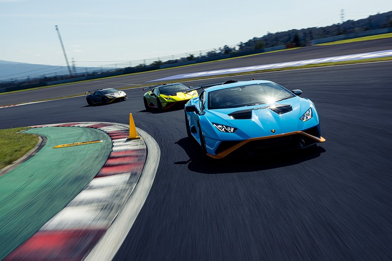 ランボルギーニ ウラカン STO(スーパー・トロフェオ・オモロガータ)