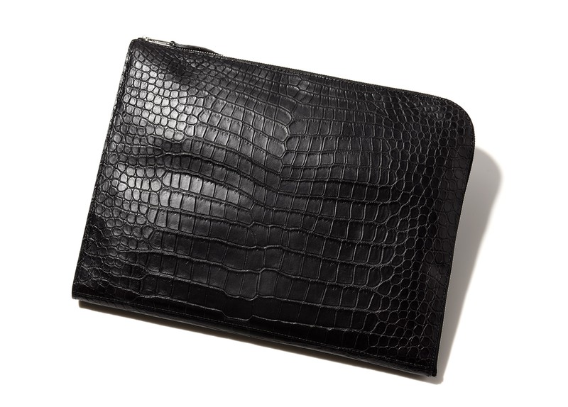 ▲ [W35×H26.5×D2.5cm]バッグ51万8100円／ストラスブルゴ