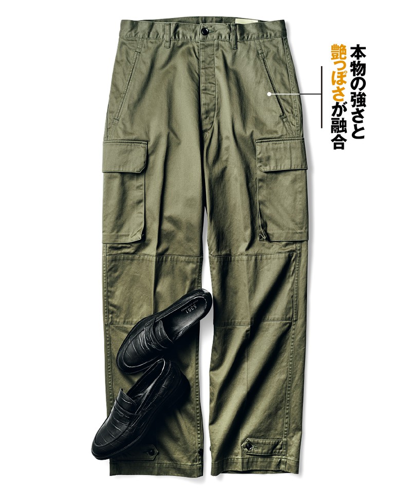 ▲ パンツ4万1800円／カンタータ（カルネ）、靴4万2900円／5351プール・オム