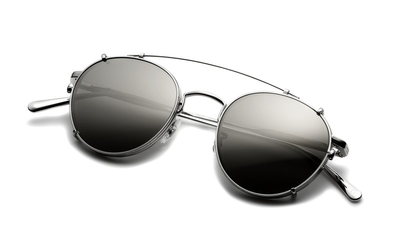 ▲ サングラス6万3910円／ブルネロ クチネリ＆オリバーピープルズ（ルックスオティカジャパン カスタマーサービス）