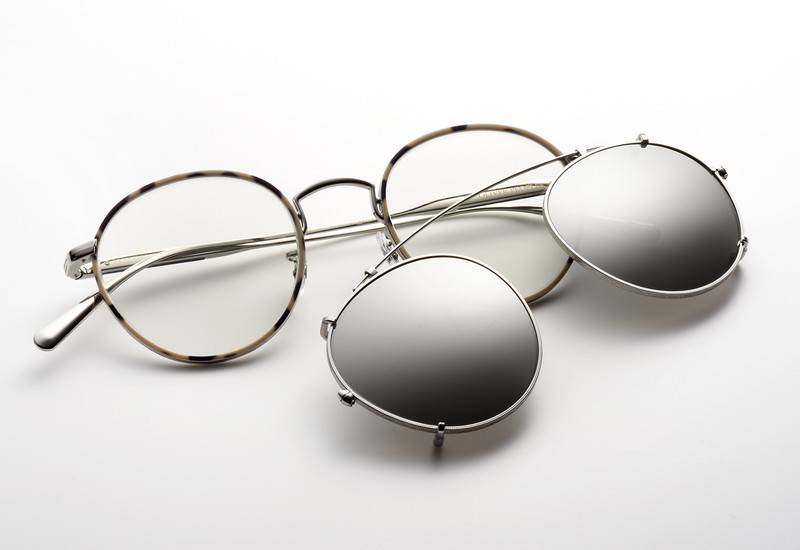 ▲ サングラス6万3910円／ブルネロ クチネリ＆オリバーピープルズ（ルックスオティカジャパン カスタマーサービス）