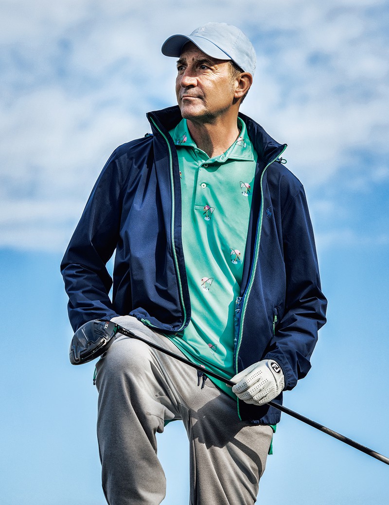 春を先取り! ゴルフで周囲に差を付ける「ブルゾン」と「ニット」は