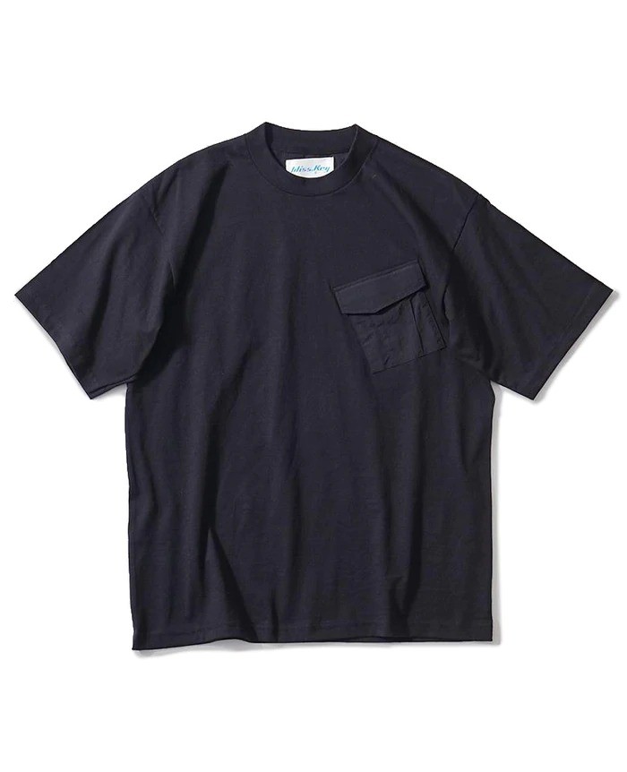 Tシャツ1万780円／ウィス・キー（買えるLEON）