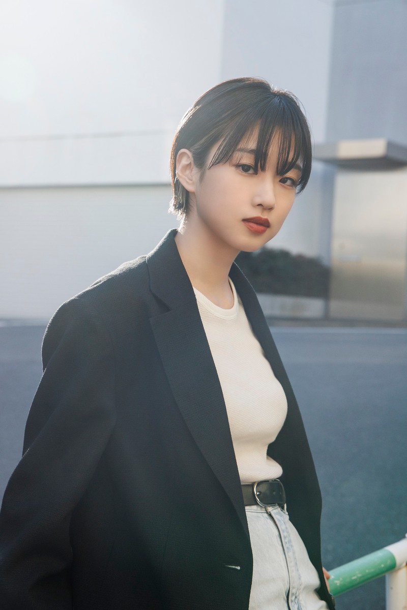 河合優実 LEON
