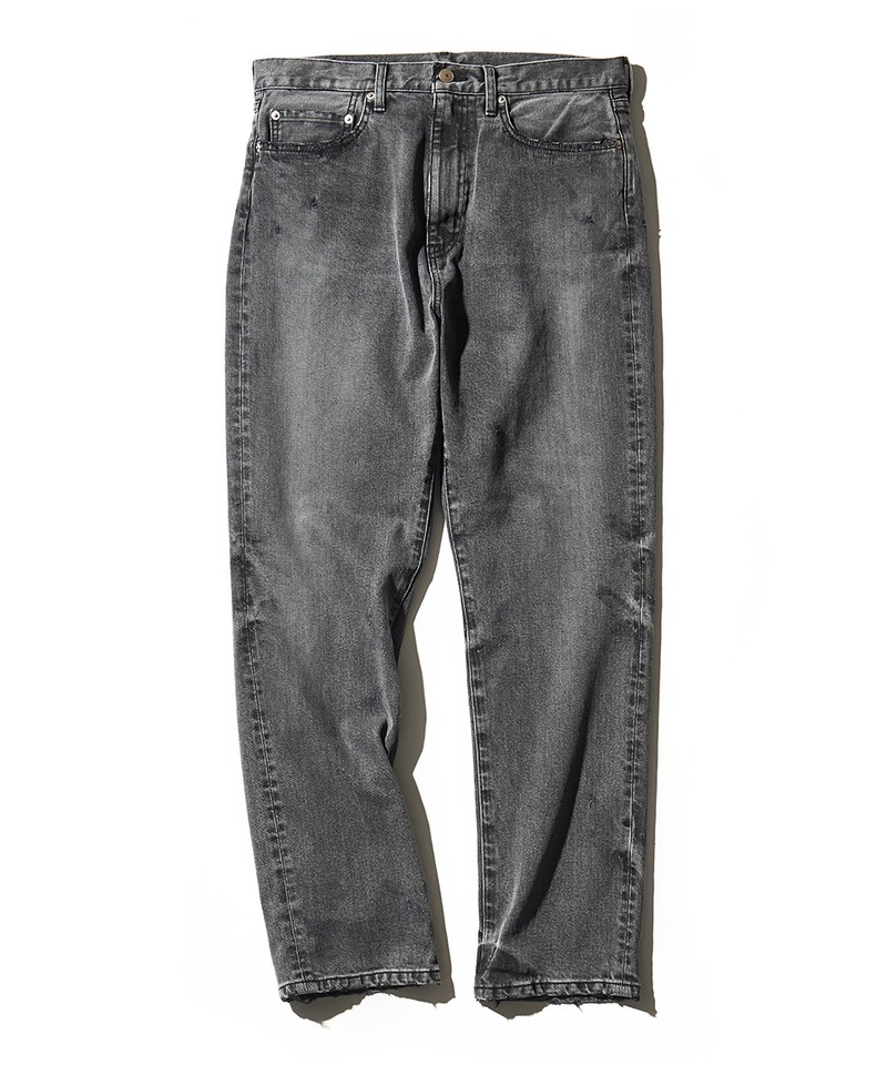 デニム3万7400円／トリプル　ダブル（ノウン）