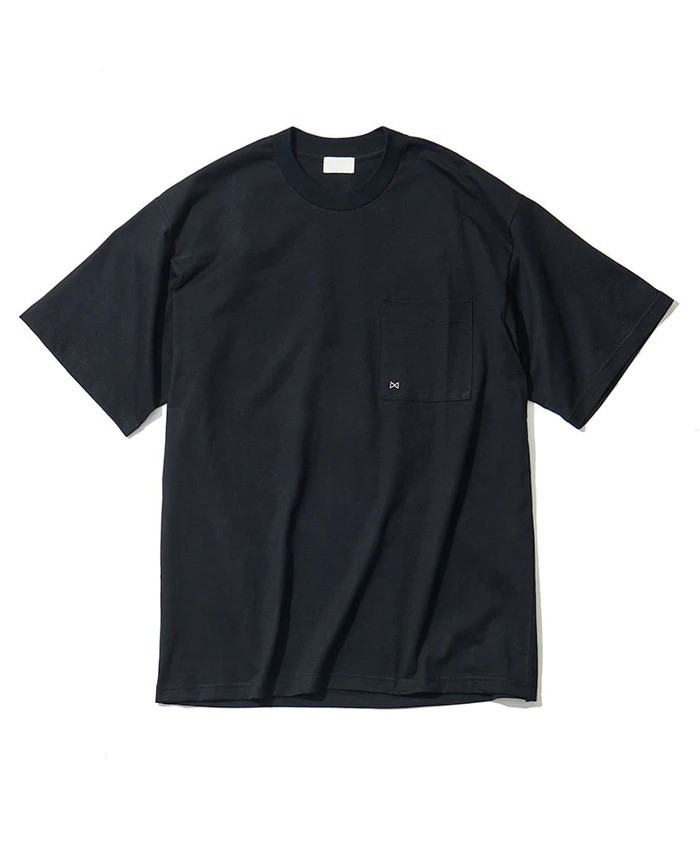 Tシャツ1万3200円／エムバイ（買えるLEON）