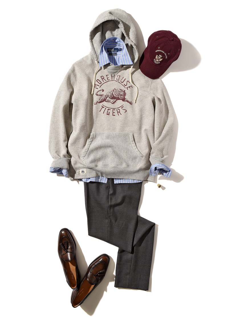 ▲ パーカー3万800円、シャツ1万9800円、パンツ4万5100円、キャップ1万2100円、ローファー参考商品／すべてポロ ラルフ ローレン（ラルフ ローレン）、リング132万円／フィリップ・カレッジリング×シンパシー・オブ・ソウル（S.O.S fp 恵比寿本店）