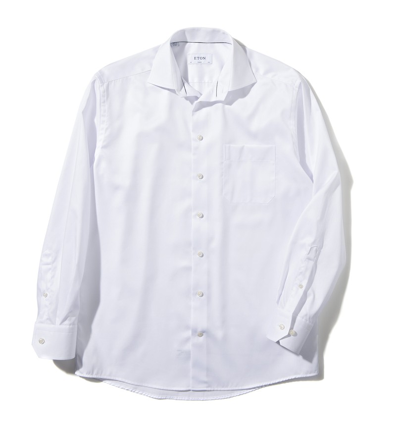 ▲ シャツ2万6500円/イートン
