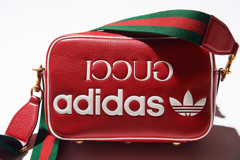 ショルダーバッグ25万3000円／グッチ×アディダス（グッチ ジャパン）