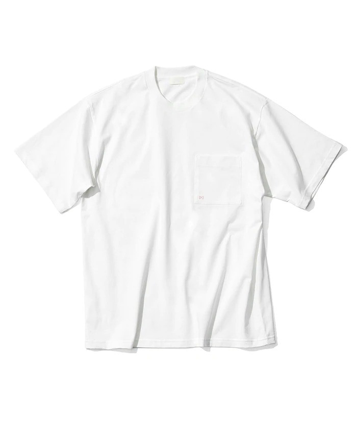 Tシャツ1万3200円／エムバイ（買えるLEON）