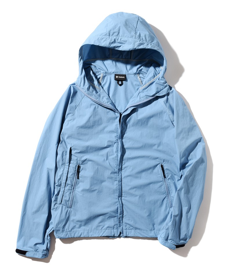 ▲ マウンテンパーカ2万7500円／ゴールドウイン（ゴールドウイン 丸の内）