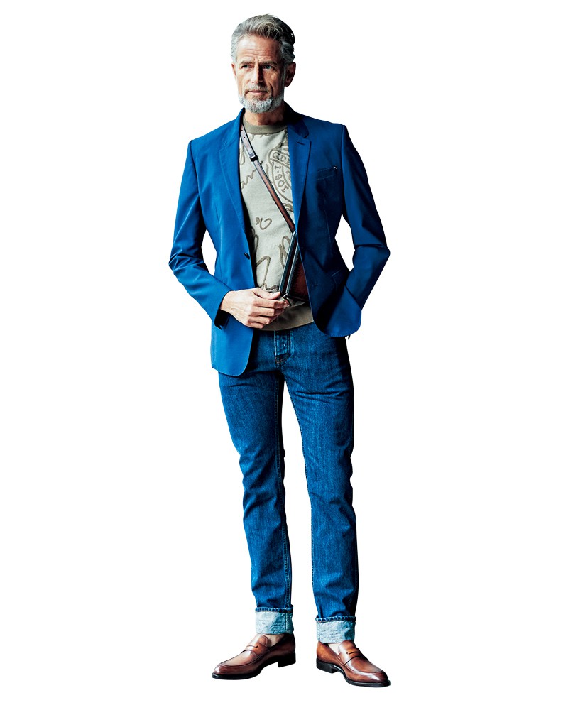 ▲ ジャケット30万4700円、ニット12万2100円、デニム11万2200円、靴30万8000円、バッグ21万3400円/すべてベルルッティ(ベルルッティ・インフォメーション・デスク)