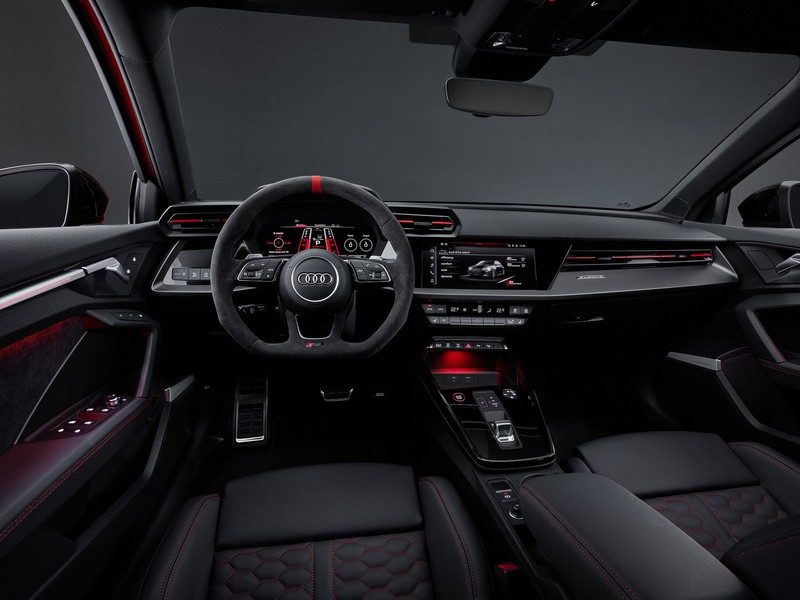 Audi RS 3 LEON.JP