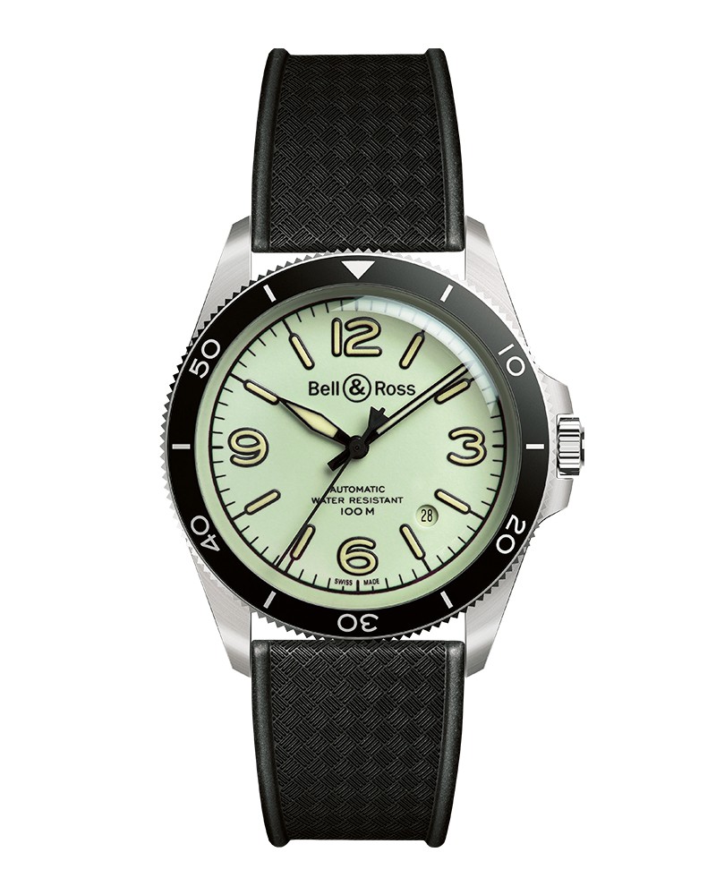 ▲ 「BR V2-92 フル ラム」自動巻き、SSケース(41㎜)、ラバーストラップ。100m防水。45万1000円/ベル&ロス(ベル&ロス 銀座ブティック)