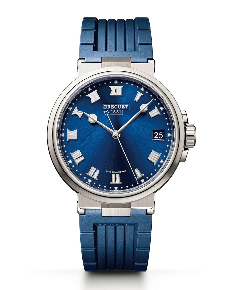 ▲ 「マリーン」自動巻き、Tiケース(40㎜)、ラバーストラップ。10気圧防水。212万3000円/ブレゲ(ブレゲ ブティック銀座)