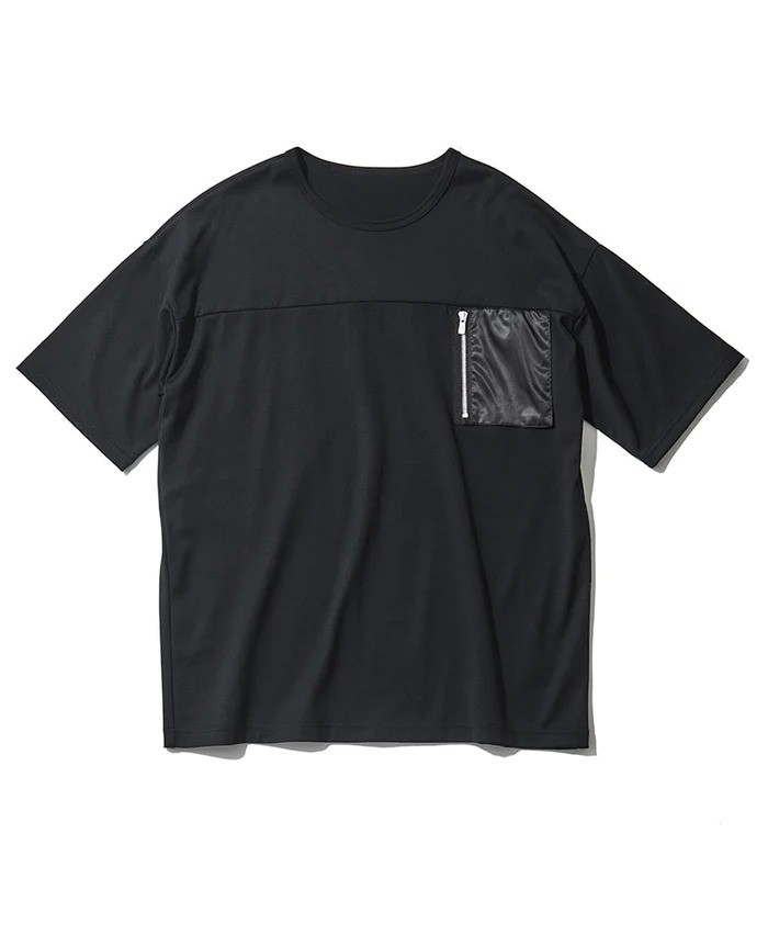 Tシャツ￥15,400／リサウンドクロージング（買えるLEON）