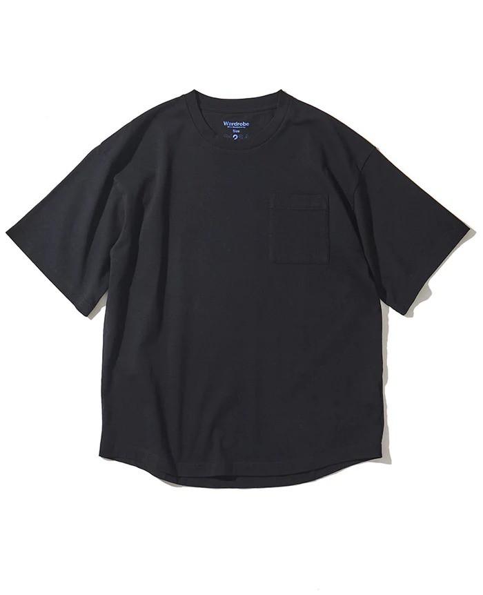 Tシャツ￥8,800／ホワイトマウンテニアリング（買えるLEON）