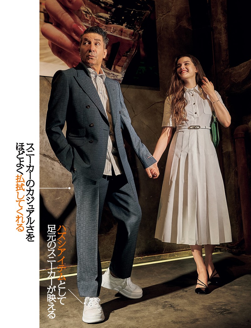 男性●スーツ44万5500円、シャツ7万7000円/ともにグッチ(グッチ ジャパン) 女性●ワンピース34万1000円、靴13万2000円、ブレスレット39万6000円、リング29万7000円、バッグ42万9000円/すべてグッチ(グッチ ジャパン)