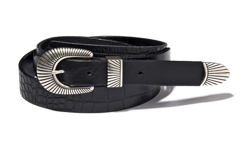 ▲ ベルト2万7500円/アルベルト ルティ(アマン)