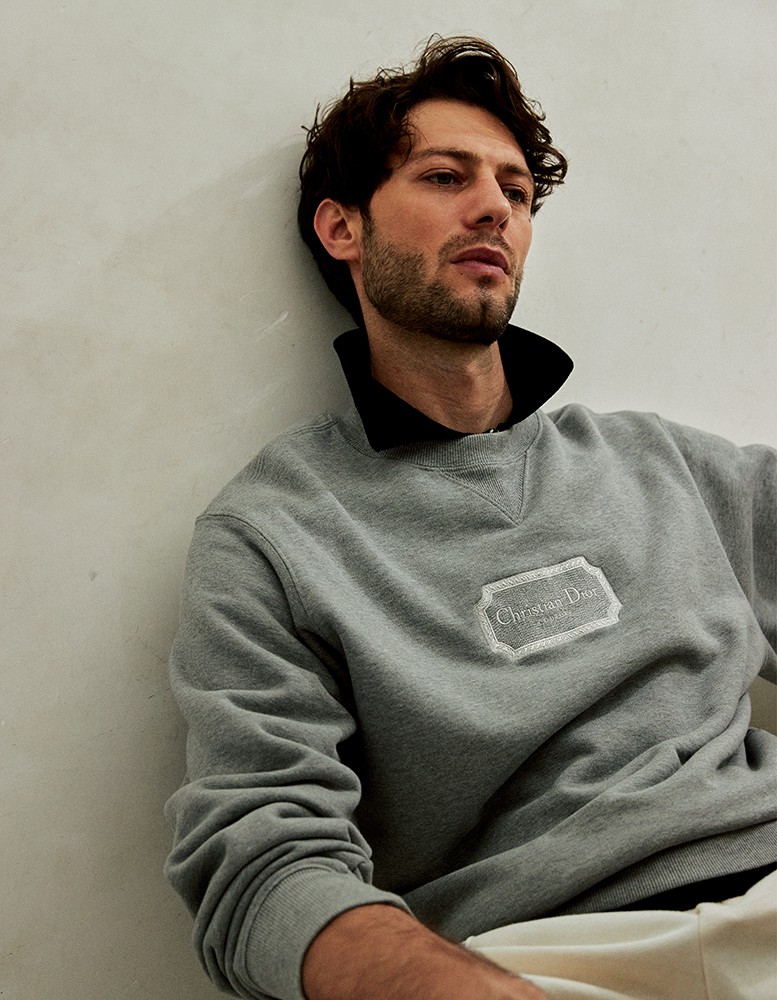 ▲ スウェット18万円、ポロシャツ18万円、パンツ21万円/すべてディオール(クリスチャン ディオール)