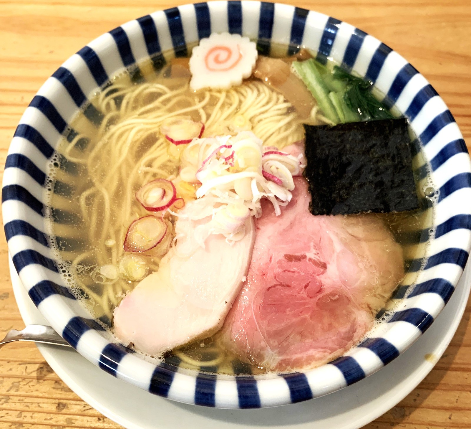 ねいろ屋　山本益博　LEON.JP　荻窪　ラーメン革命！