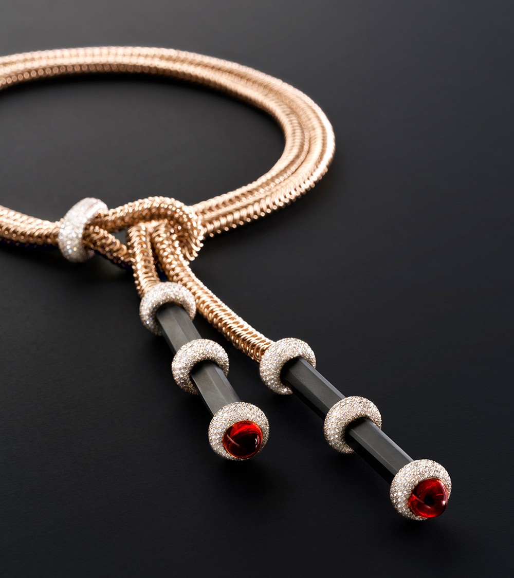 2022 La Gioia di Pomellato_VELVET TIE CHAIN NECKLACE.jpg