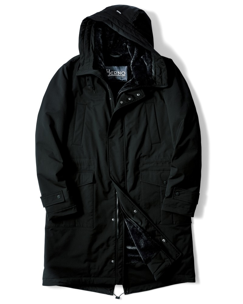 ▲ コート14万800円/ヘルノ(ヘルノ・ジャパン)